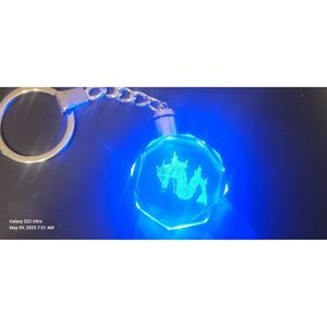 Gyarados Keychain Crystal LED Light Up Keyring‎ Car Bag Charm Pokemon